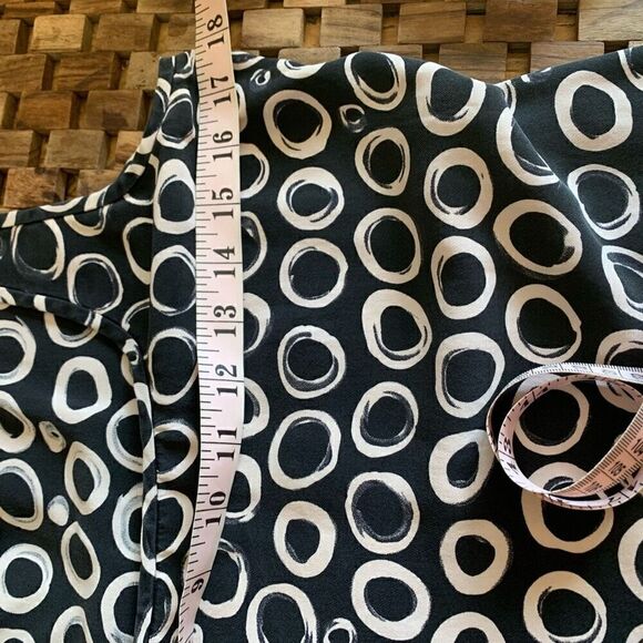 Ellen Tracy Silk Tank Geometric Circle Pattern Black White Women Size 8 EUC - Picture 7 of 10